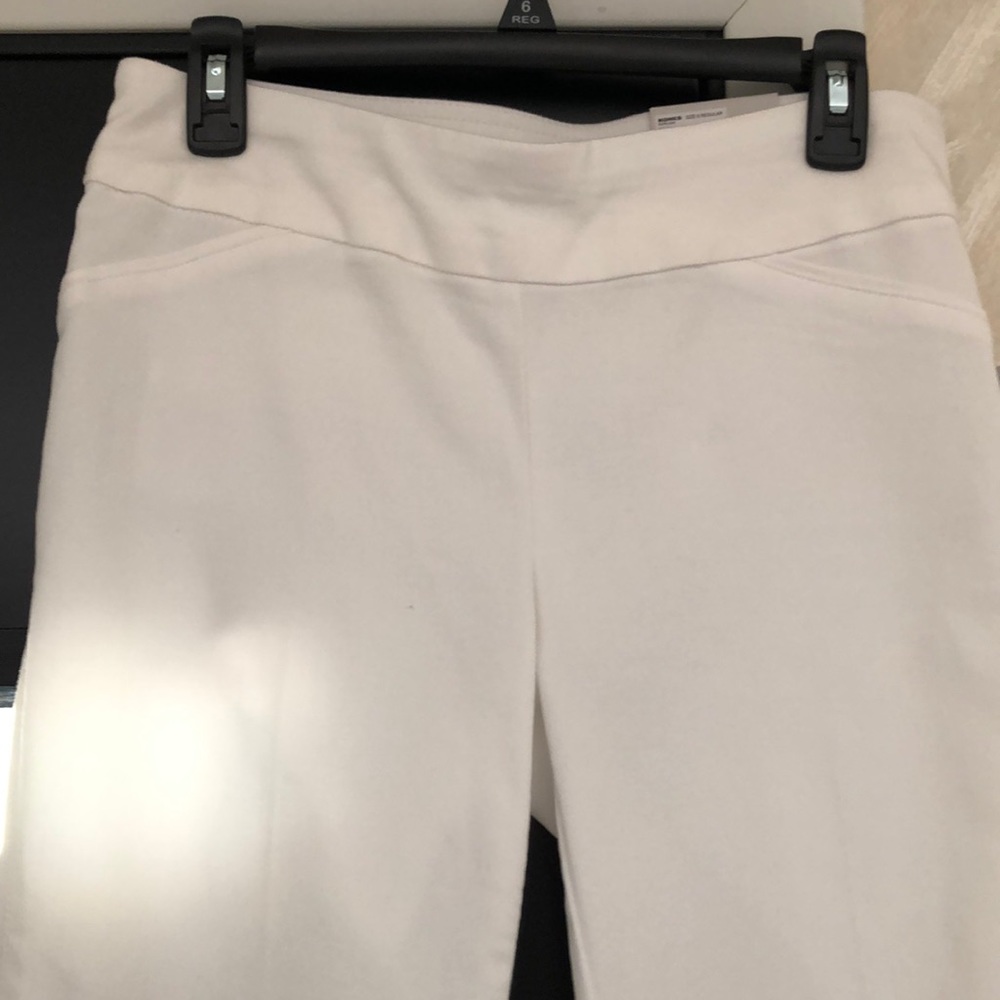 Croft & Barrow white cotton/poly pants, size 6 regular, NWT